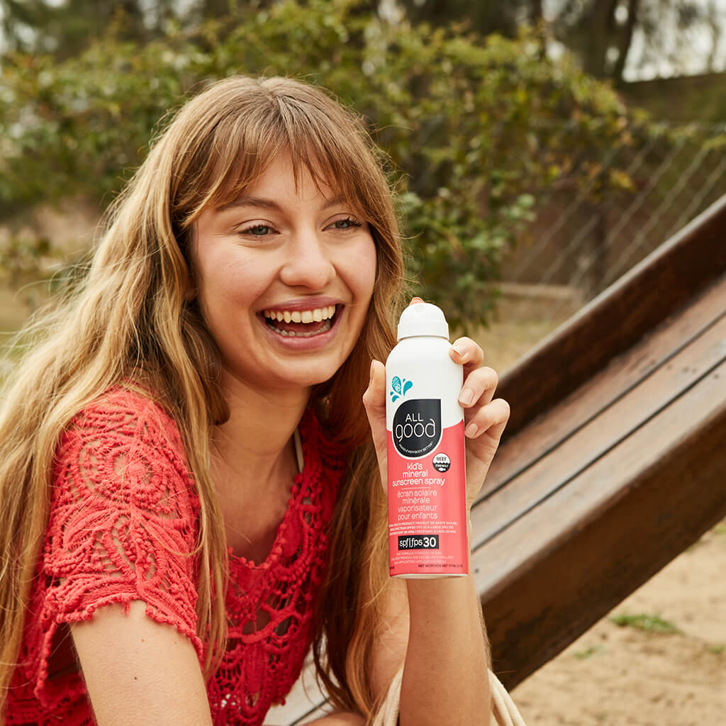 SPF30 Kids Mineral Sunscreen Spray, 6 oz - Image 3